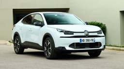 Citroën C4 X 1.2 Essence 130 AT PLUS